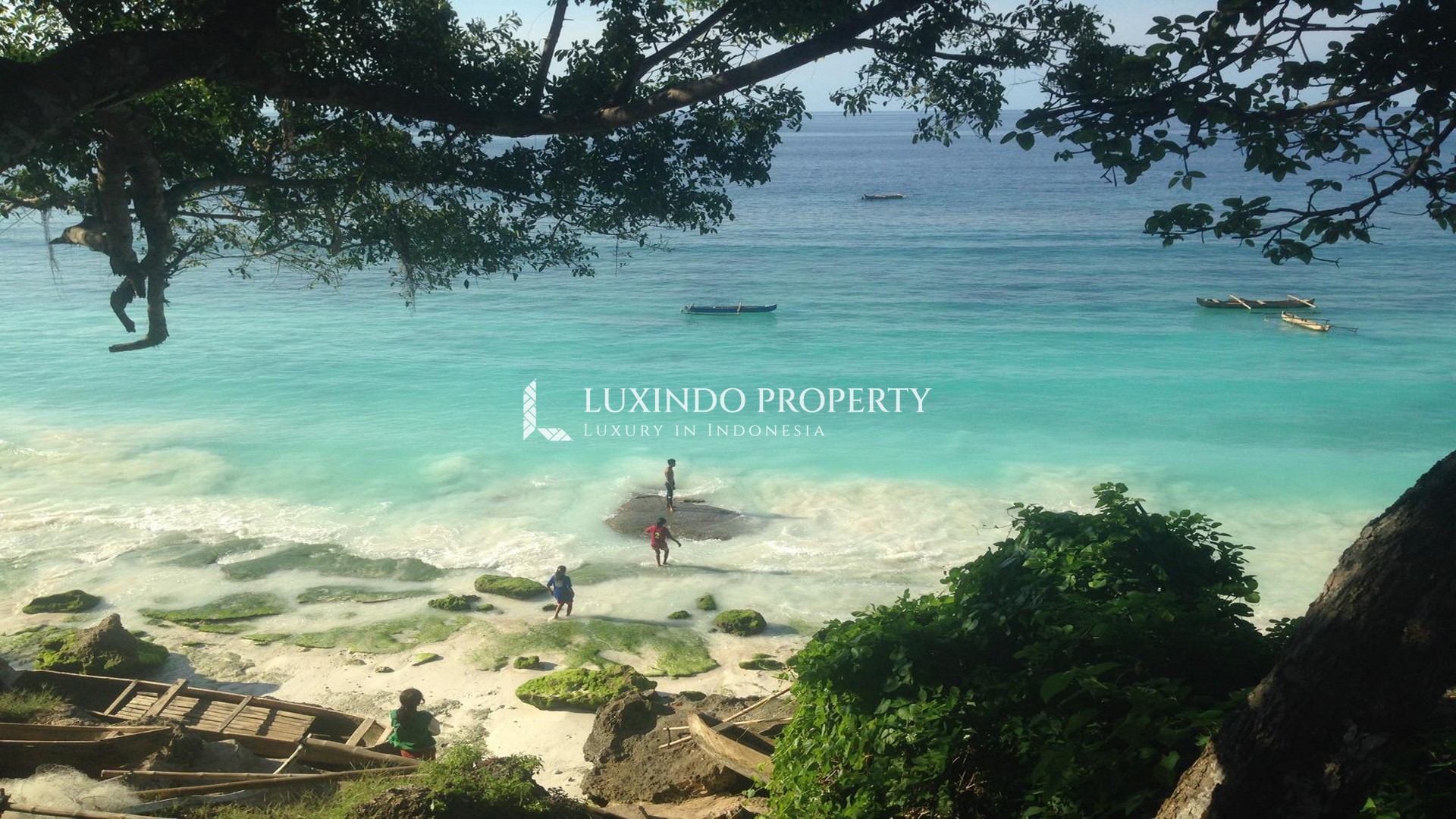 SUMBA / PRIME BEACHFRONT FREEHOLD LAND IN BUKAMBERO BEACH (FHL542)